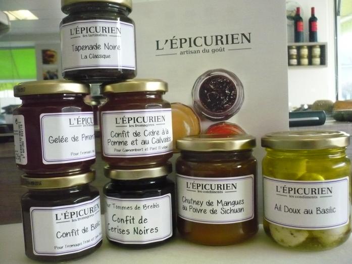 Tout pour tenir bonne compagnie aux fromage et aux salaisons.